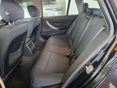 BMW Serie 3 Touring 318d  Business Advantage (8)