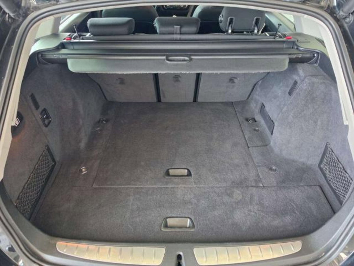 BMW Serie 3 Touring 318d  Business Advantage (9)