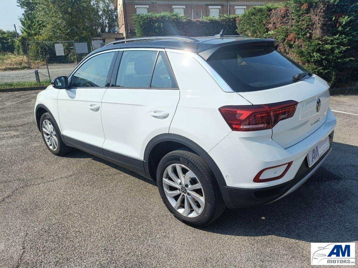Volkswagen T-Roc 2.0 tdi Edition 115cv (7)