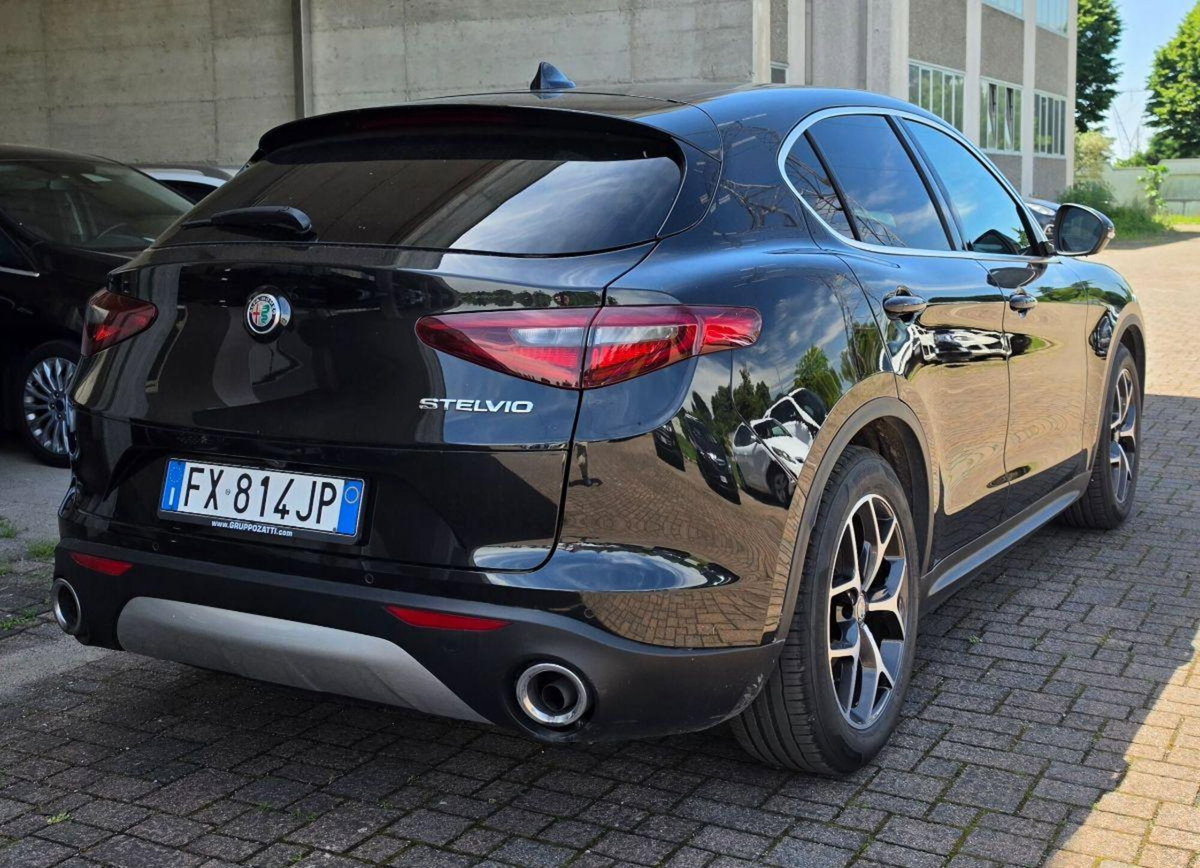 Alfa Romeo Stelvio Stelvio 2.2 Turbodiesel 190 CV AT8 RWD Sprint (10)