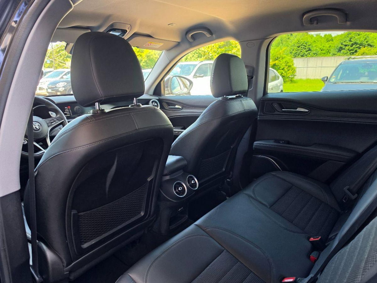 Alfa Romeo Stelvio Stelvio 2.2 Turbodiesel 190 CV AT8 RWD Sprint (19)