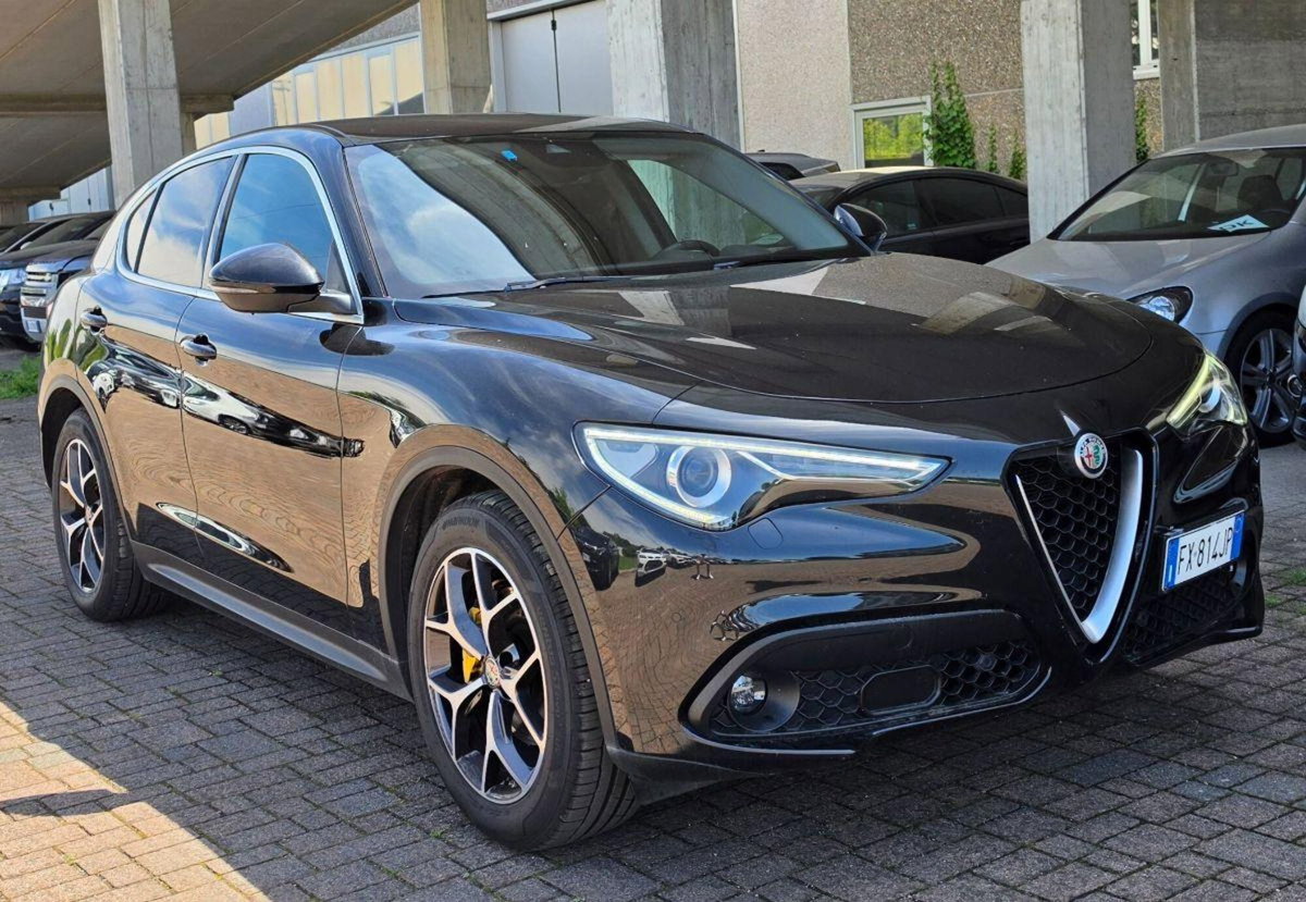 Alfa Romeo Stelvio Stelvio 2.2 Turbodiesel 190 CV AT8 RWD Sprint (2)