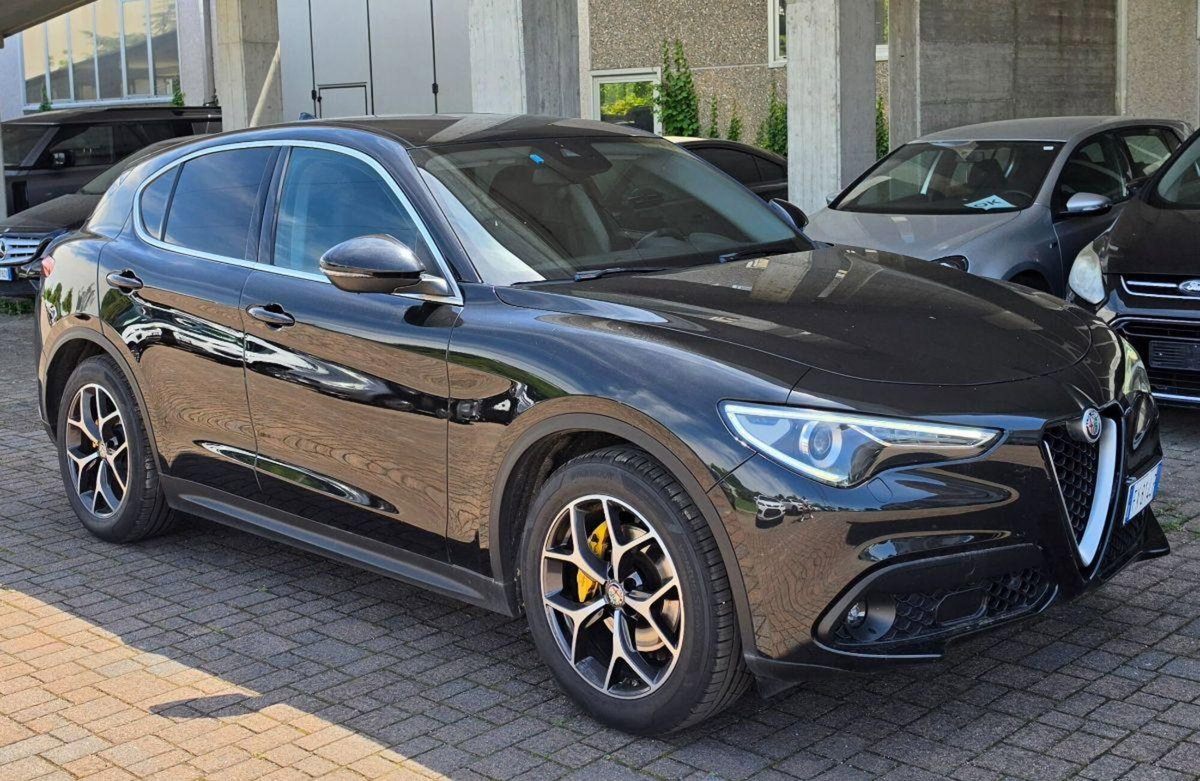 Alfa Romeo Stelvio Stelvio 2.2 Turbodiesel 190 CV AT8 RWD Sprint (3)
