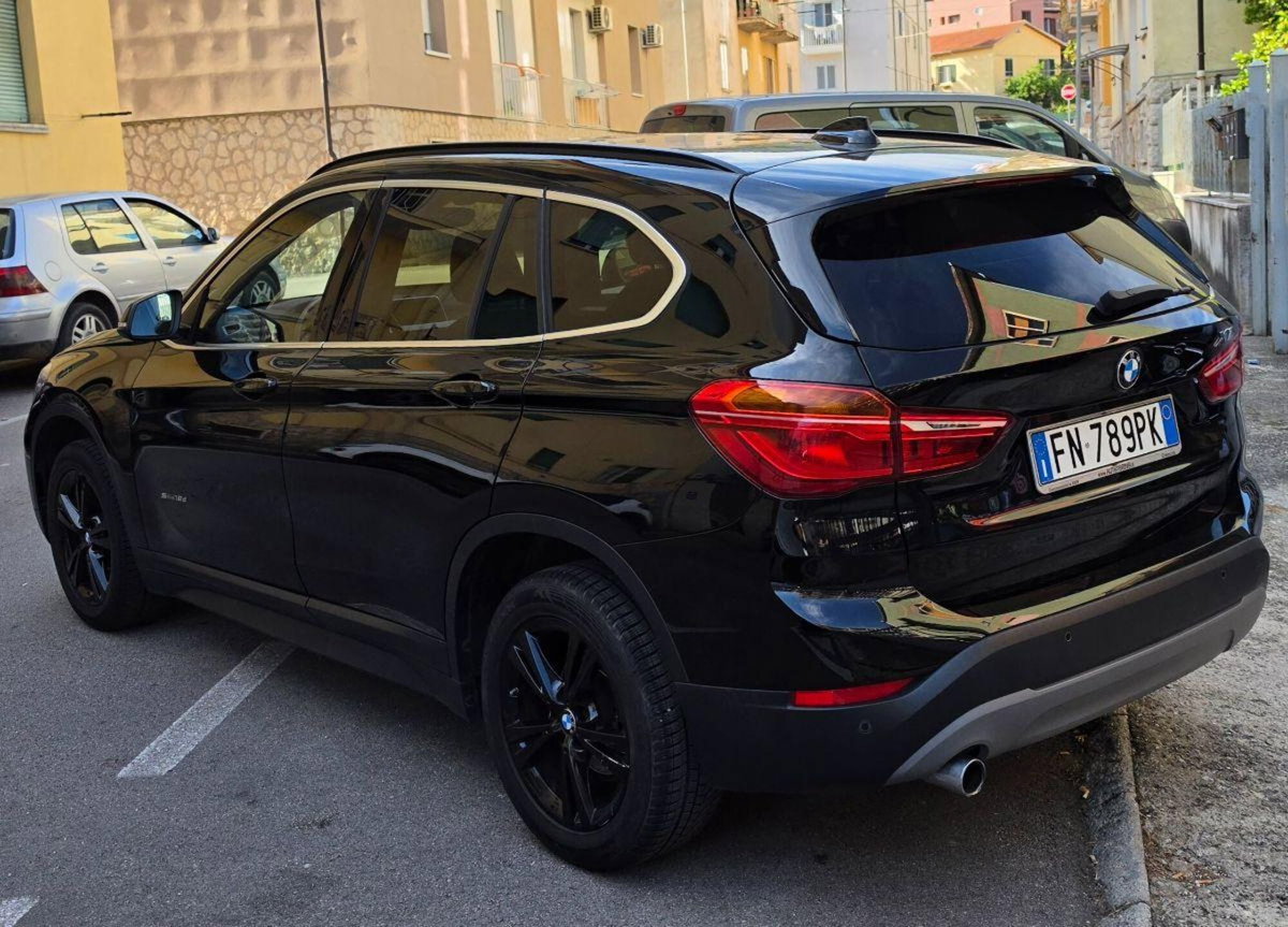 BMW X1 sDrive18d Advantage (14)