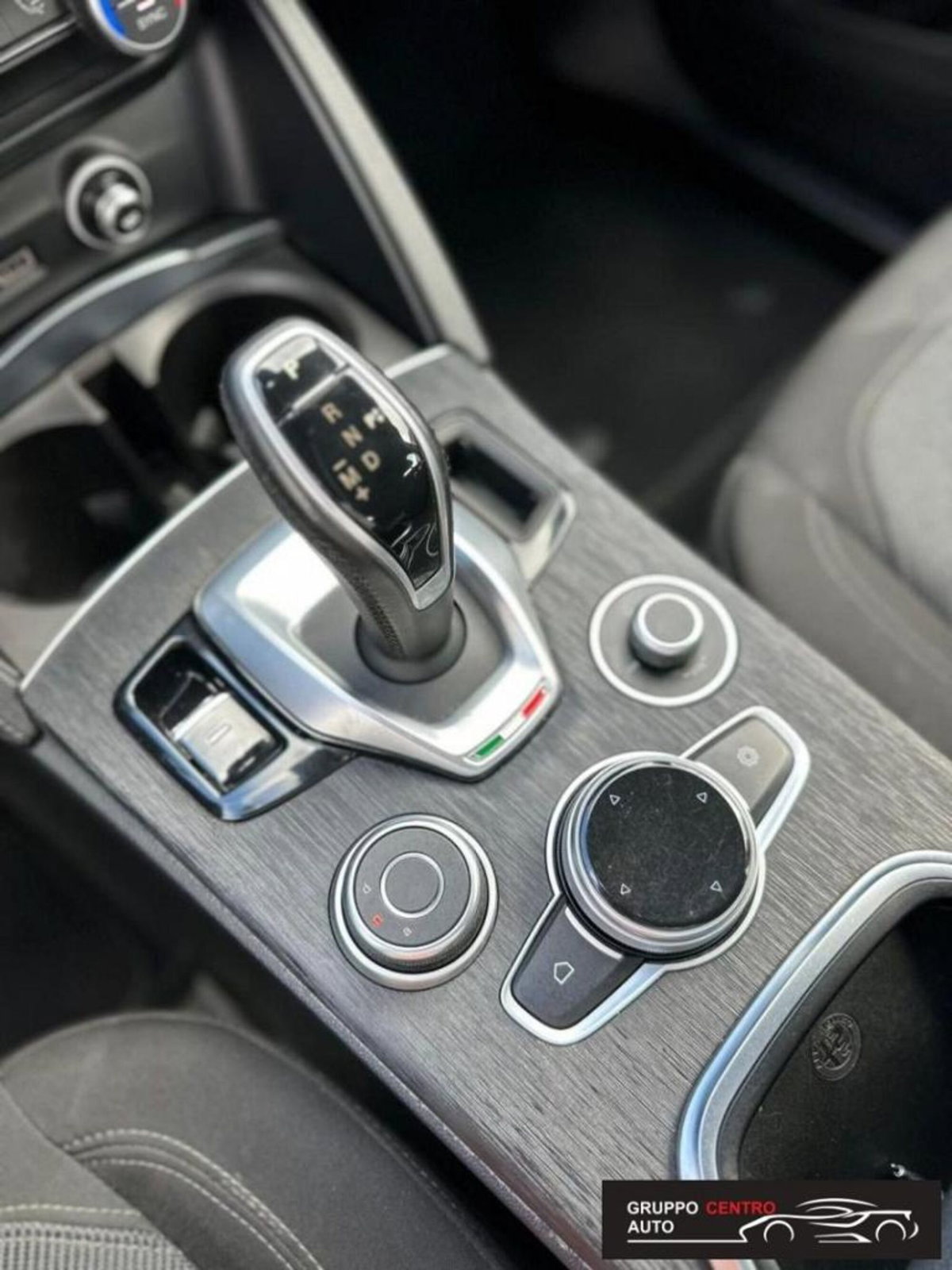 Alfa Romeo Stelvio Stelvio 2.2 Turbodiesel 190 CV AT8 Q4 Super Business (17)