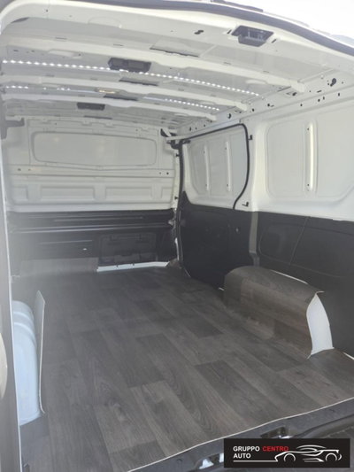 Nissan Primastar Furgone van 27 2.0 dci 130cv S&S L1H1 Visia (18)