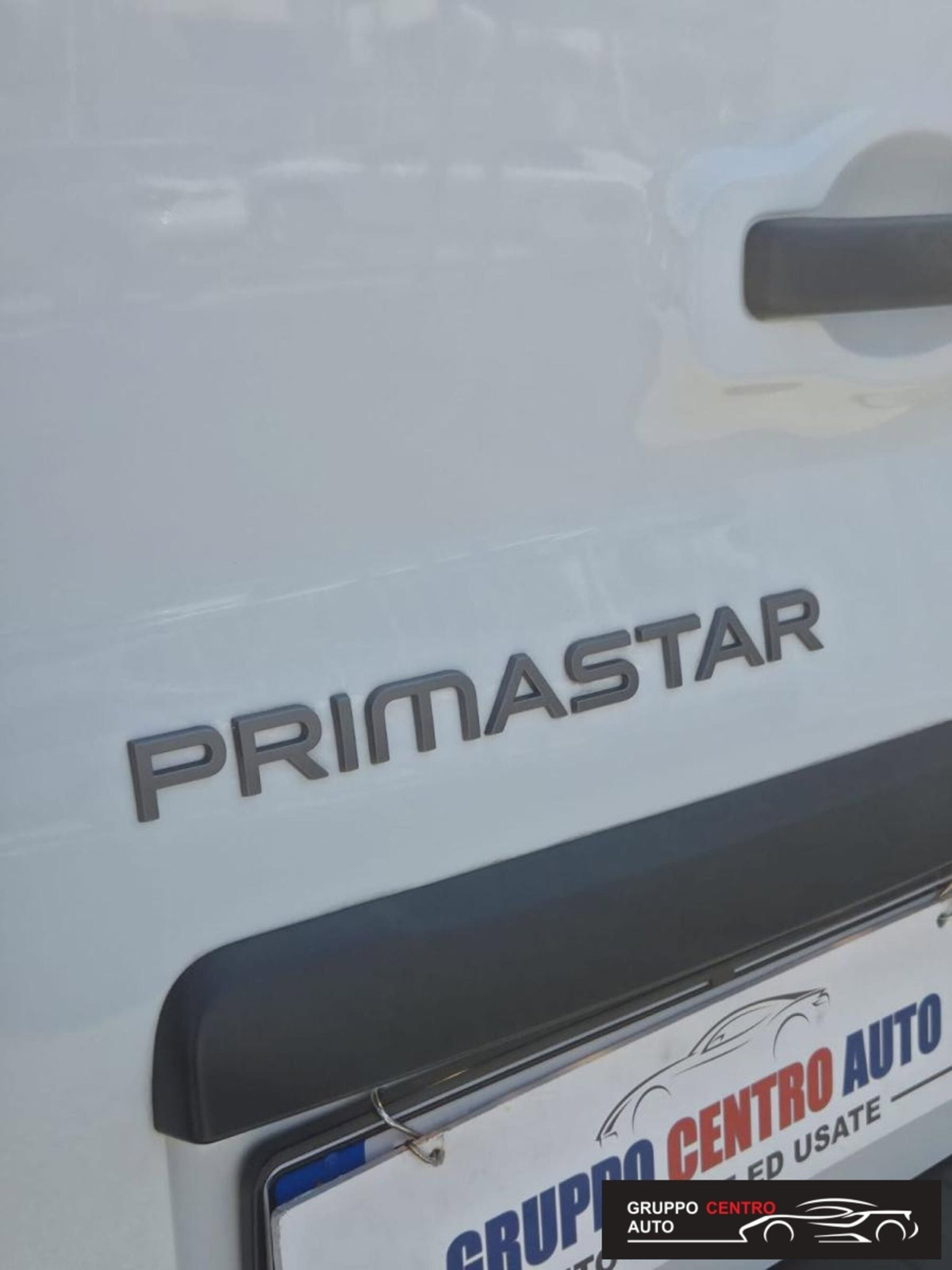 Nissan Primastar Furgone van 27 2.0 dci 130cv S&S L1H1 Visia (9)