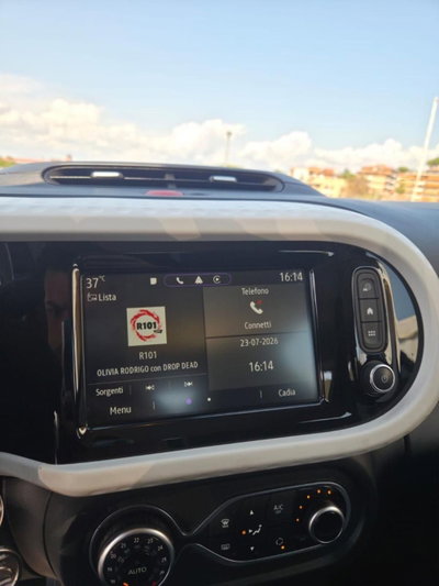 Renault Twingo SCe Live (15)