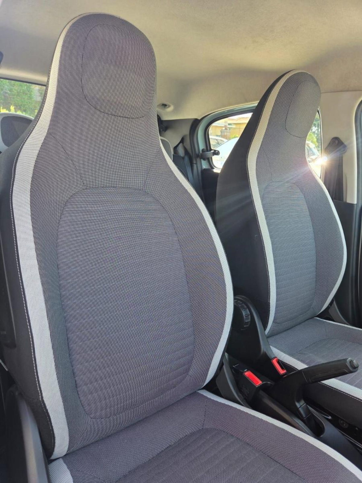 Renault Twingo SCe Live (20)