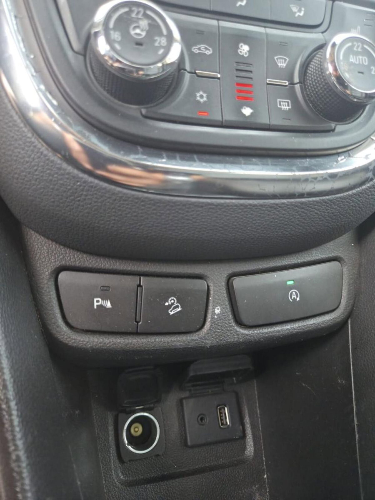 Opel Mokka 1.6 CDTI Ecotec 136CV 4x4 Start&Stop Cosmo b-Color (15)