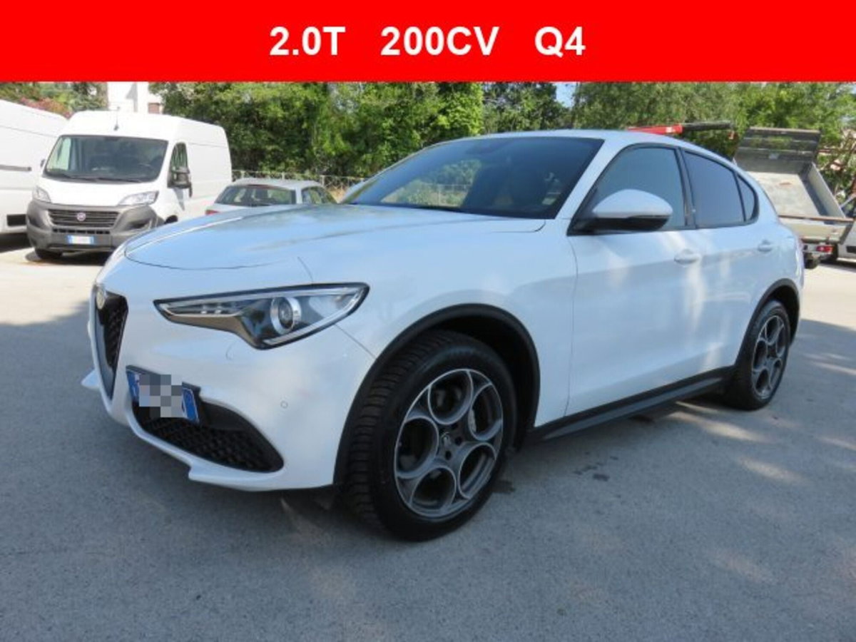 Alfa Romeo Stelvio Stelvio 2.0 Turbo 200 CV AT8 Q4 Sprint
