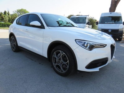 Alfa Romeo Stelvio Stelvio 2.0 Turbo 200 CV AT8 Q4 Sprint (4)