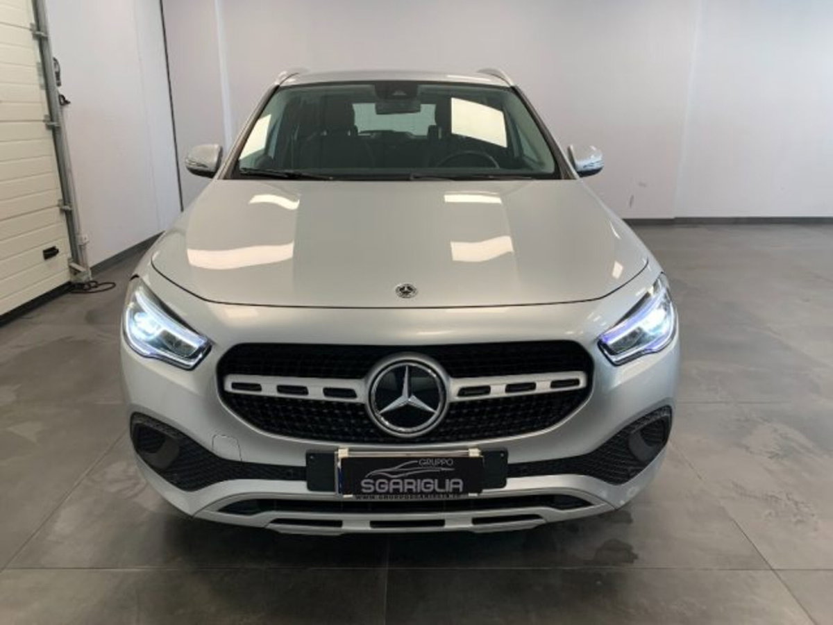 Mercedes-Benz GLA SUV 180 d Automatic Sport Plus (2)