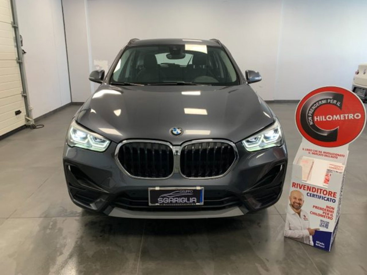 BMW X1 sDrive 18d xLine (2)