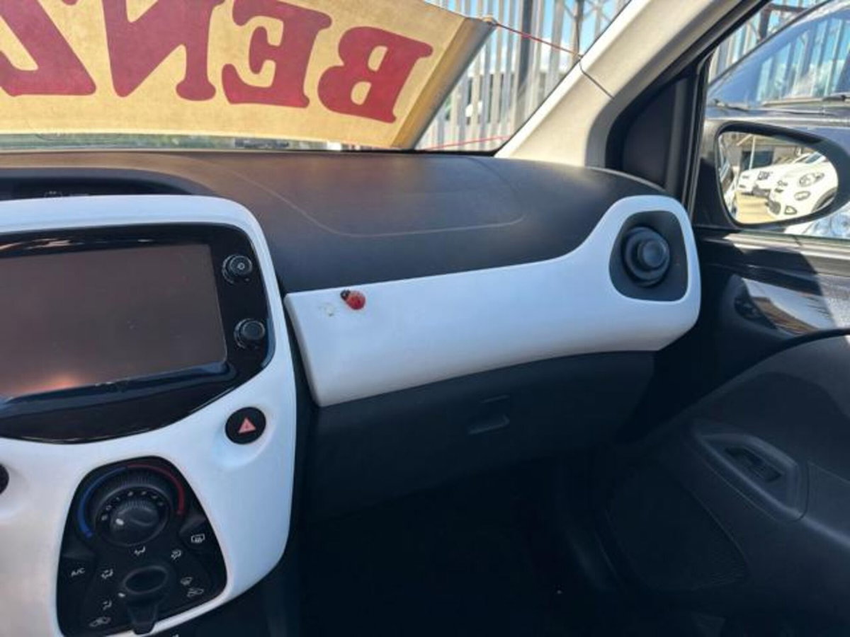 Peugeot 108 68 5 porte Allure (17)
