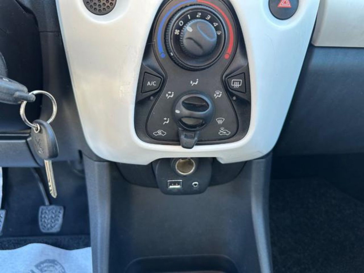 Peugeot 108 68 5 porte Allure (19)