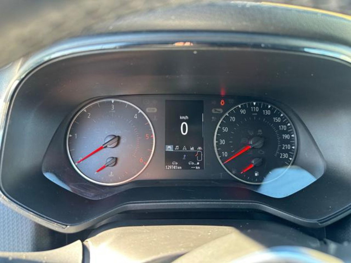 Renault Clio Blue dCi 100 CV 5 porte Business (15)