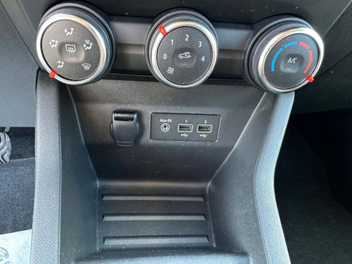 Renault Clio Blue dCi 100 CV 5 porte Business (17)