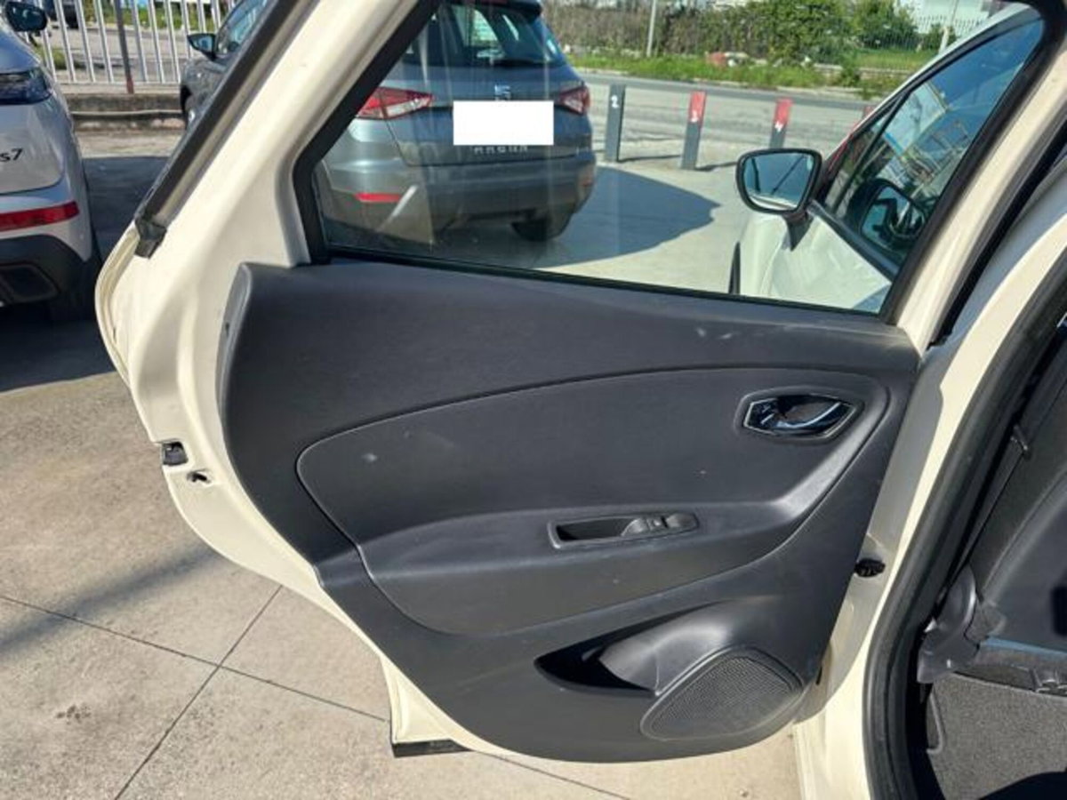 Renault Captur 1.5 dCi 8V 90 CV Start&Stop Wave (13)
