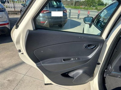 Renault Captur 1.5 dCi 8V 90 CV Start&Stop Wave (13)