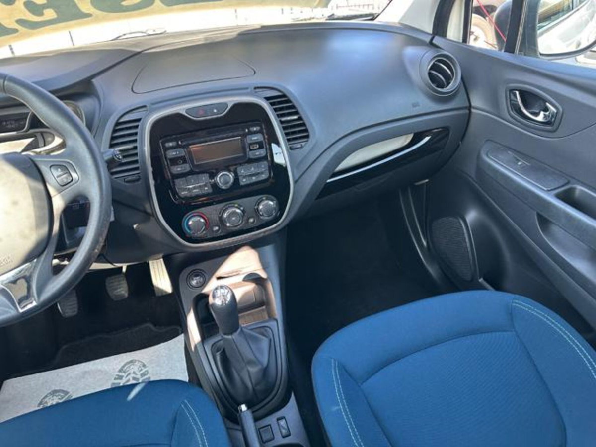 Renault Captur 1.5 dCi 8V 90 CV Start&Stop Wave (15)