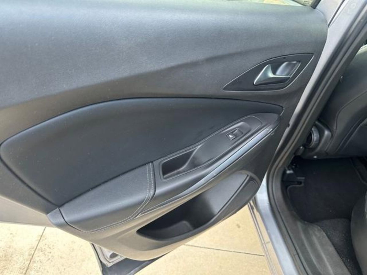 Opel Grandland X 1.5 diesel Ecotec Start&Stop Innovation (12)