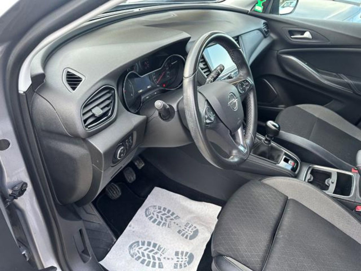 Opel Grandland X 1.5 diesel Ecotec Start&Stop Innovation (16)