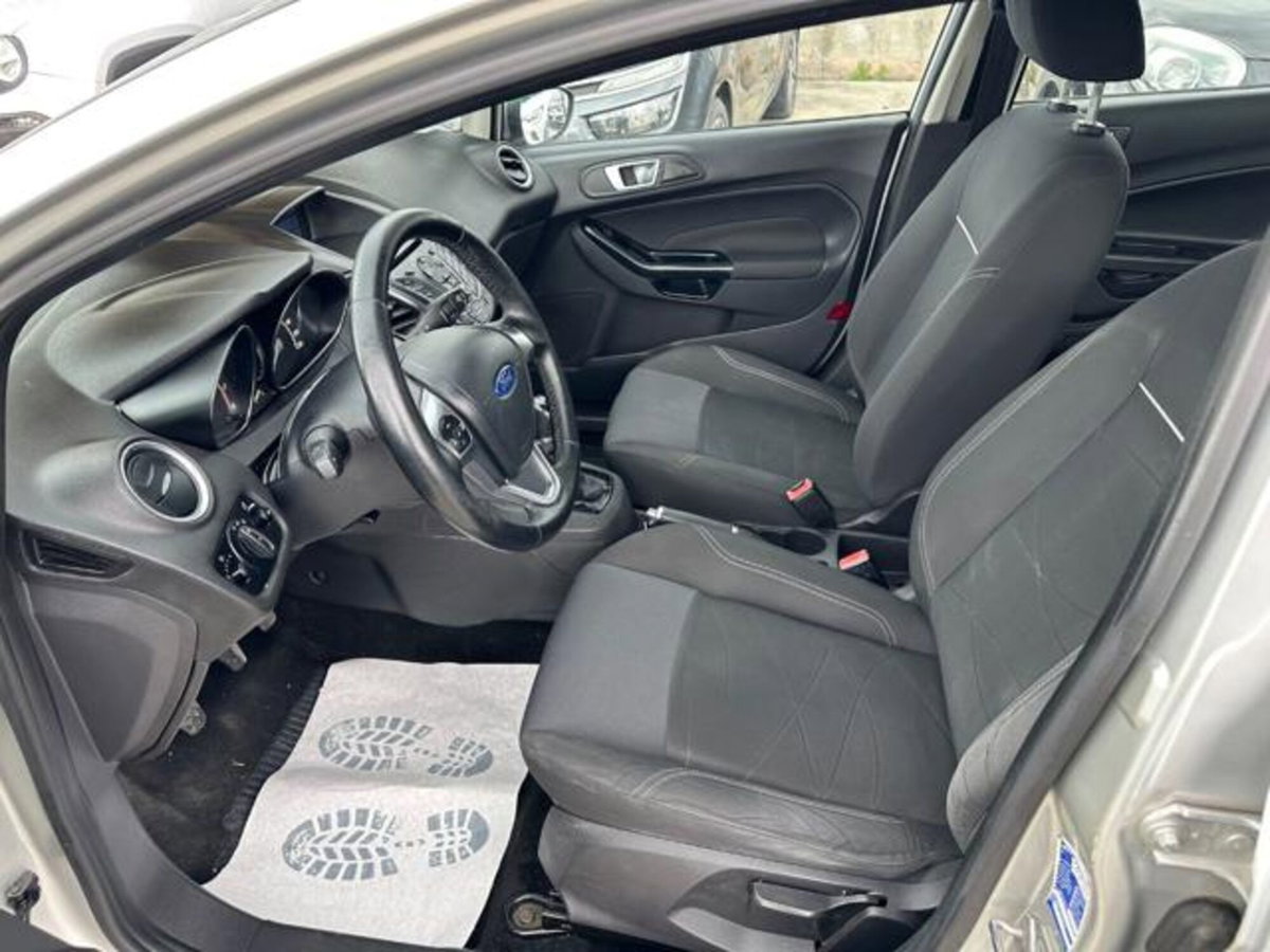 Ford Fiesta Plus 1.2 60CV 5 porte (11)