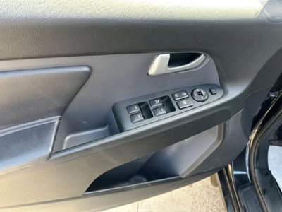 Kia Sportage 1.7 CRDI 2WD Cool (12)