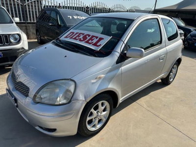Toyota Yaris D-4D cat 3 porte Sol (2)