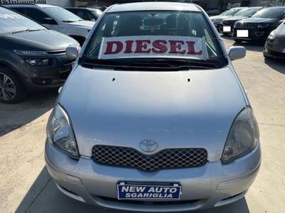 Toyota Yaris D-4D cat 3 porte Sol (3)