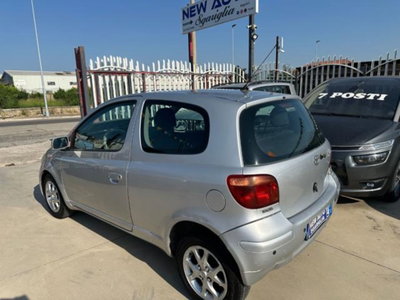 Toyota Yaris D-4D cat 3 porte Sol (4)