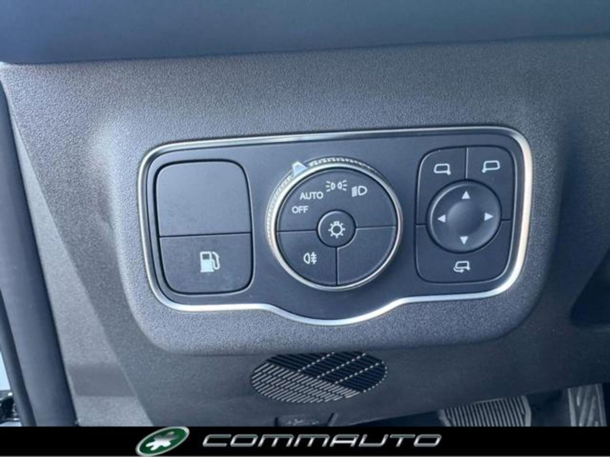 Omoda Omoda 9 SHS-P 1.5 tgdi phev Premium i-awd (14)