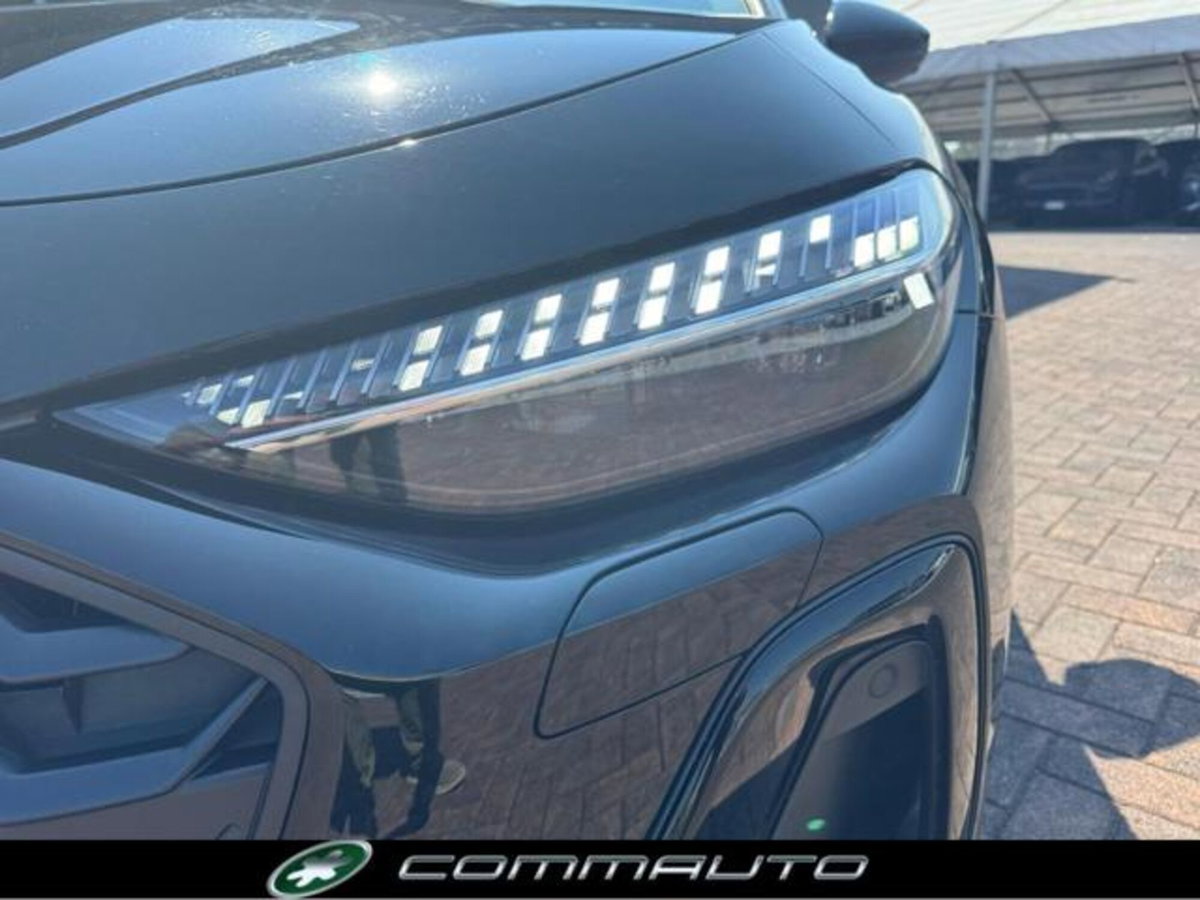 Audi A5 Avant 2.0 tdi mhev+ S line edition 204cv s-tronic (6)