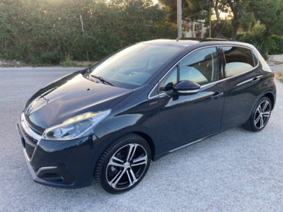Peugeot 208 Turbo 110 EAT6 S&S 5 porte GT Line (11)