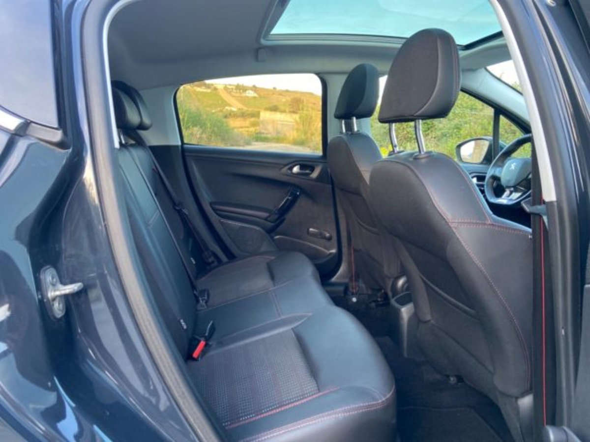 Peugeot 208 Turbo 110 EAT6 S&S 5 porte GT Line (20)