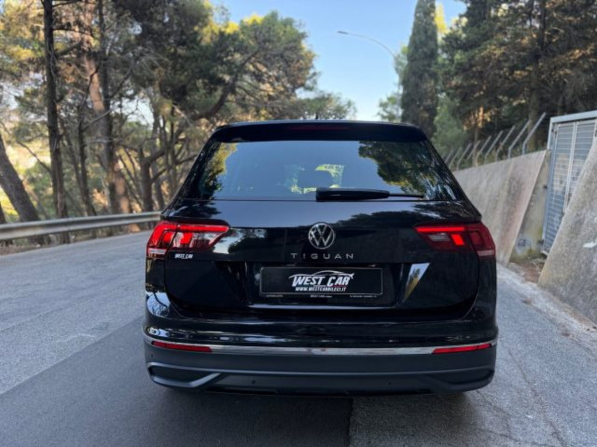 Volkswagen Tiguan 2.0 TDI 150 CV SCR DSG 4MOTION Life (10)