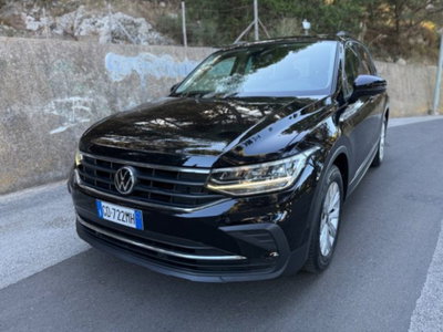 Volkswagen Tiguan 2.0 TDI 150 CV SCR DSG 4MOTION Life (2)