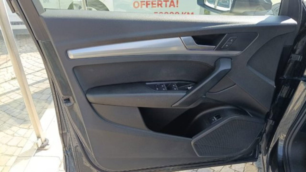 Audi Q5 45 TFSI quattro S tronic Sport (7)