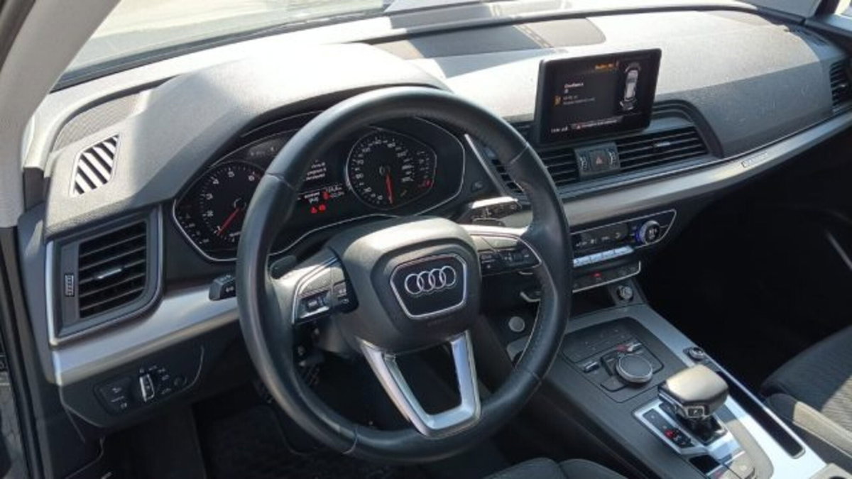 Audi Q5 45 TFSI quattro S tronic Sport (9)