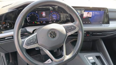 Volkswagen Golf Variant 2.0 TDI SCR DSG Life (12)