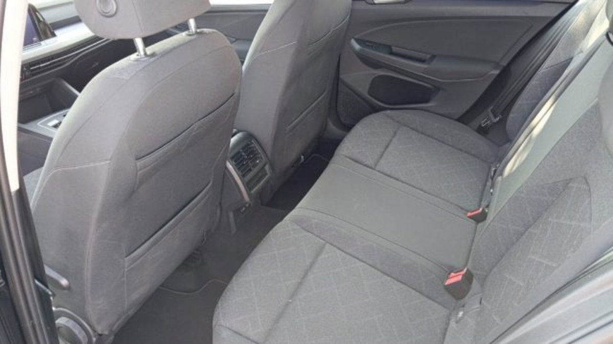 Volkswagen Golf Variant 2.0 TDI SCR DSG Life (14)