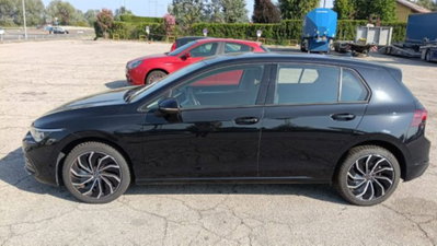 Volkswagen Golf Variant 2.0 TDI SCR DSG Life (4)