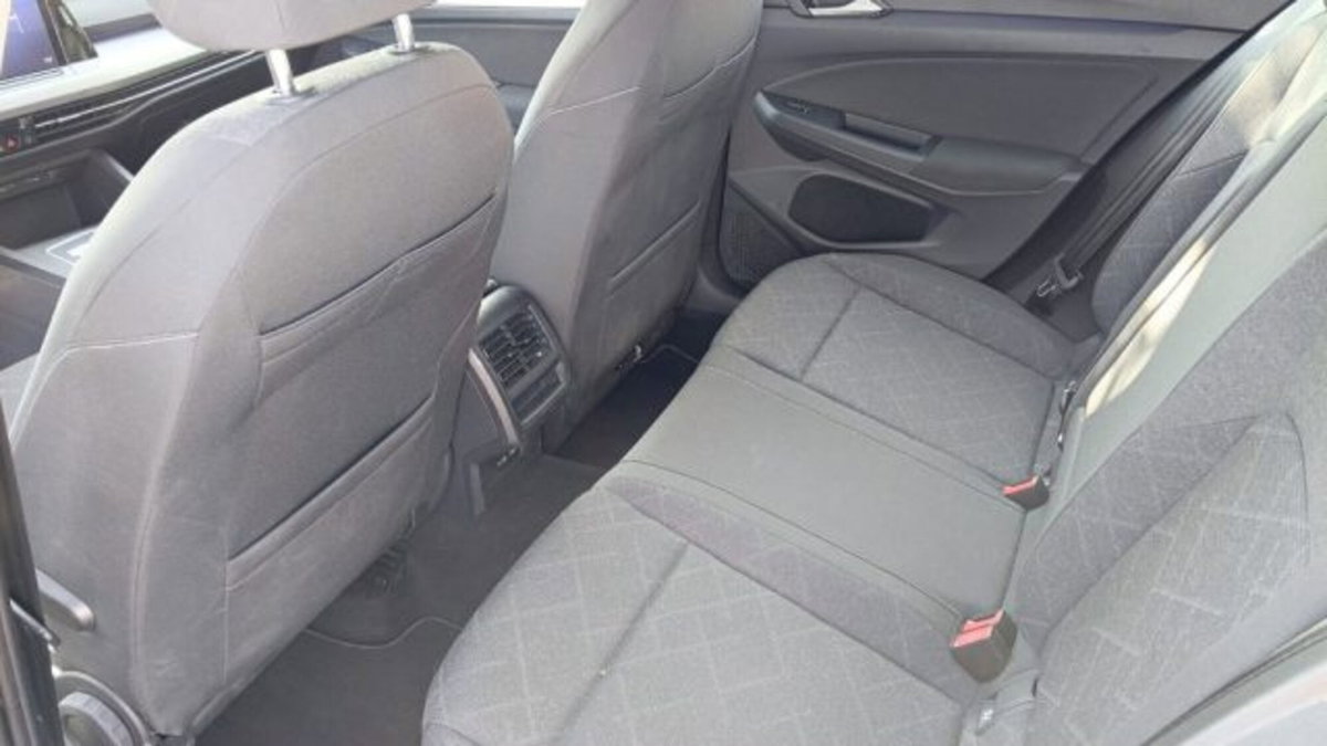 Volkswagen Golf Variant 2.0 TDI SCR DSG Life (7)