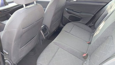 Volkswagen Golf Variant 2.0 TDI SCR DSG Life (7)