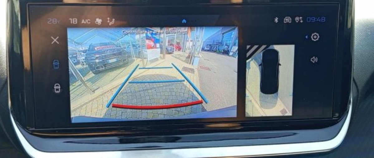 Peugeot 2008 PureTech 100 S&S Allure (15)