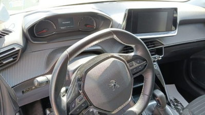 Peugeot 208 1.2 puretech Active s&s 75cv (15)
