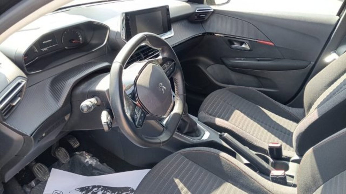 Peugeot 208 1.2 puretech Active s&s 75cv (16)