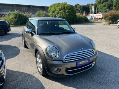 MINI Mini 1.6 16V Cooper D (3)