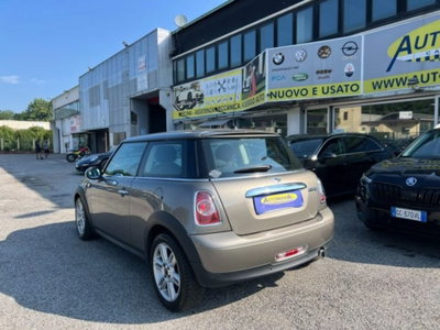 MINI Mini 1.6 16V Cooper D (6)